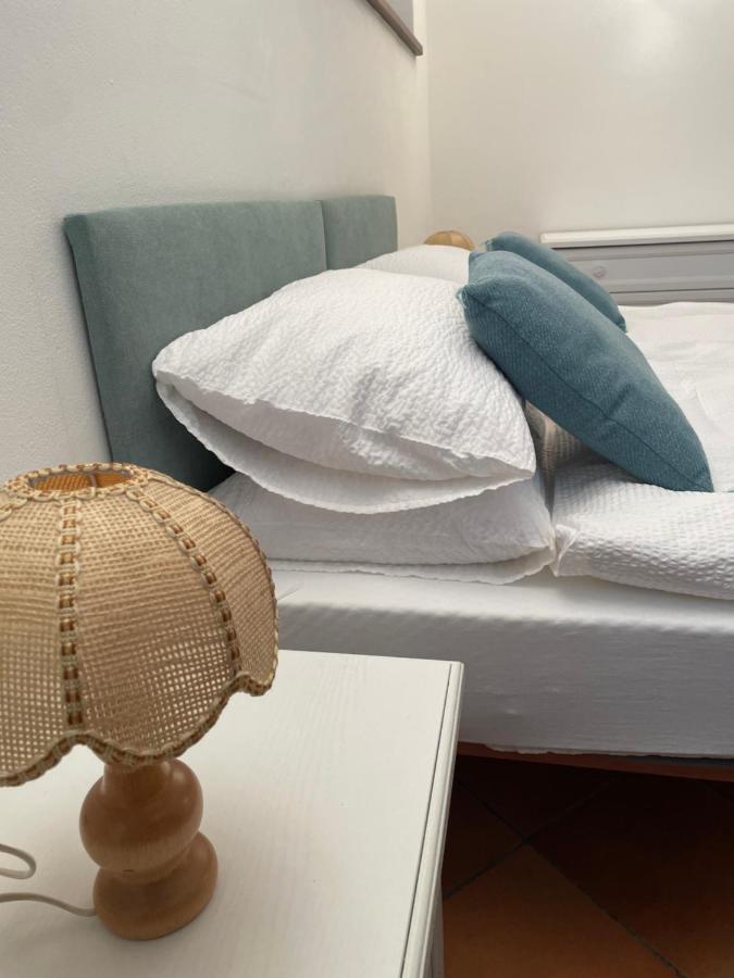 Tatjana House Apartment Brenzone sul Garda Bagian luar foto